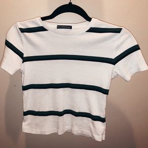 cropped BRANDY MELVILLE tee